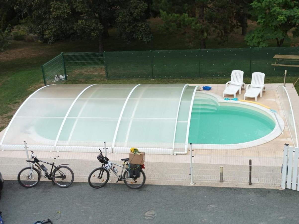 Le Logis De Lange Apt Les Aigrettes Saint-Hilaire-la-Palud Exteriér fotografie